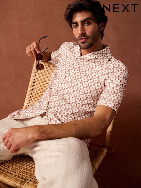 Red Trellis Textured Short Sleeve 100% Cotton Shirt (AU0148) | £42