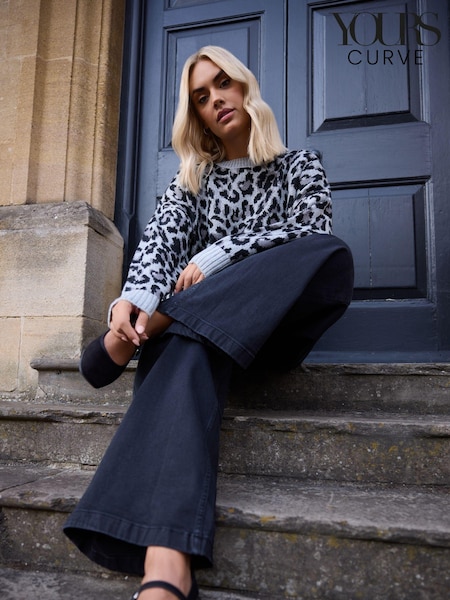 Yours Curve Grey Leopard Print Knitted Jumper (AU1568) | £34