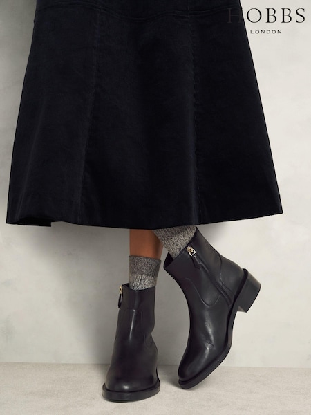 Hobbs Black Georgie Ankle Boots (AU4351) | £169