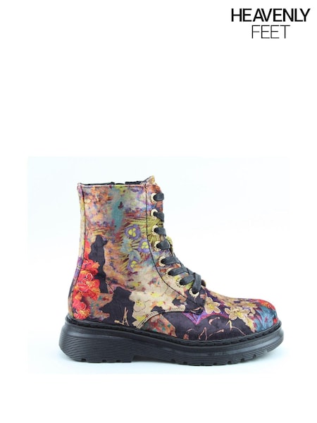 Heavenly Feet Lotte Ankle Black Boots (AU7443) | £65
