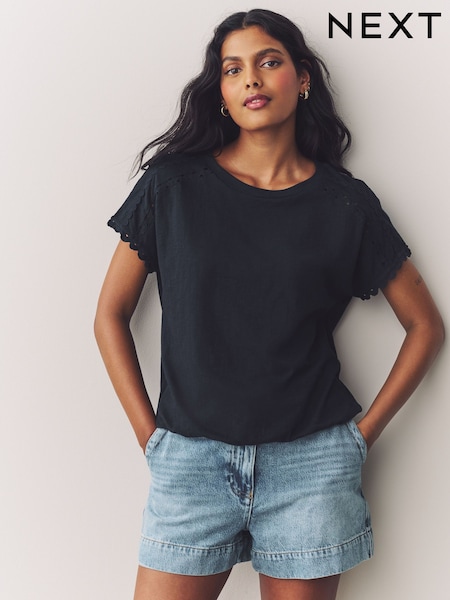 Navy Short Sleeve Bubblehem 100% Cotton T-Shirt (AV2658) | £13