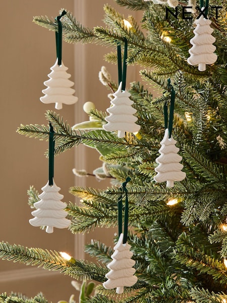 Christmas Tree Pine Needle & Eucalyptus Festive Hanging Decoration (AV2976) | £12