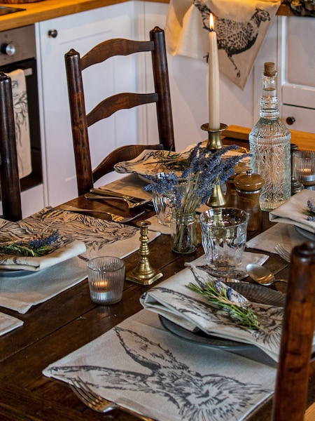 Selbrae House Set of 2 Linen Hare Placemats (AV7331) | £30