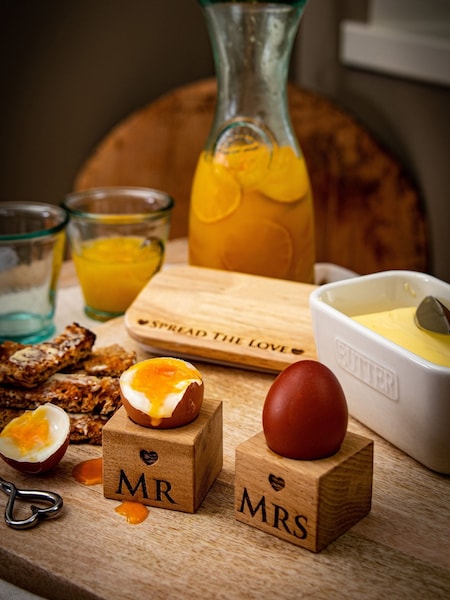 Selbrae House Set of 2 Oak Mr & Mrs Egg Cups (AV7337) | £28