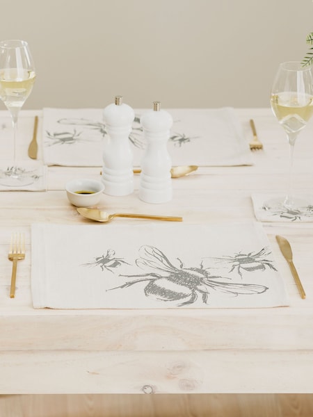Selbrae House Set of 2 Linen Bee Placemats (AV7346) | £30