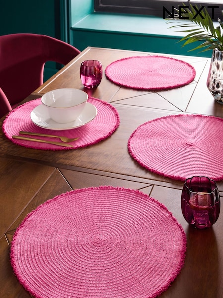 Set of 4 Pink Fringe Placemats (AW1641) | £14