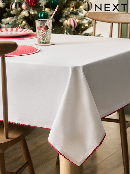 White Wiggle Trim Table Cloth (AW2147) | £24 - £32