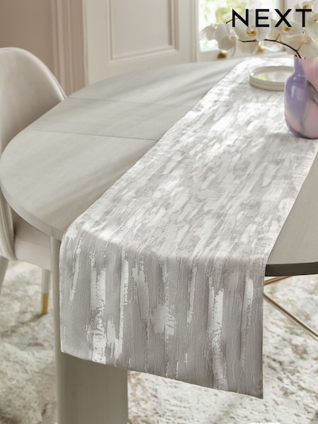 Silver Table Runner (AW2152) | £24 - £28