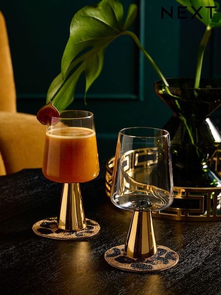 Set of 2 Gold Aubrie Wine Glasses (AW2332) | £16