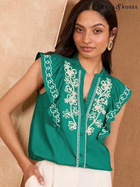 Love & Roses Green Print Flutter Sleeve V-Neck Blouse (AW3141) | £39