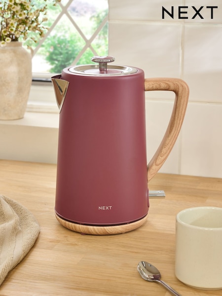 Red Bronx Wood Effect Kettle (AW5286) | £45