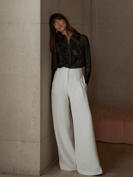 Mint Velvet White Wide Leg Darted Trousers (AW5324) | £135