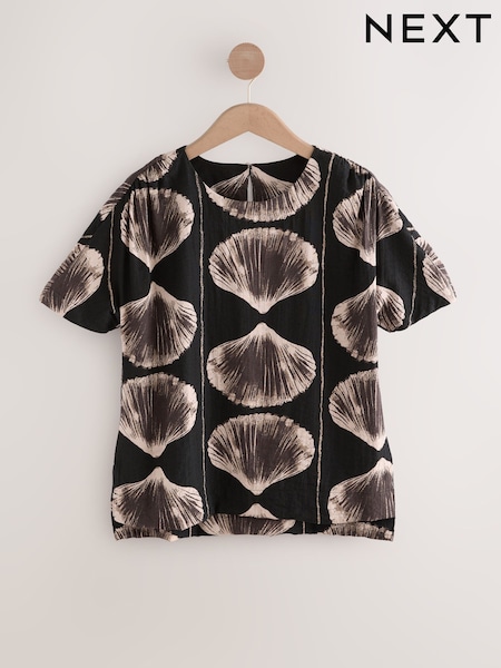 Black Shell Print Textured Boxy T-Shirt (AW6632) | £26