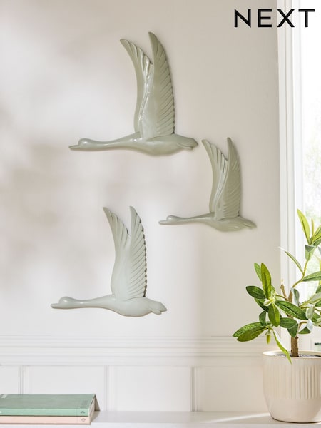 Set of 3 Grey Flying Geese Wall Plaques (AW6731) | £20