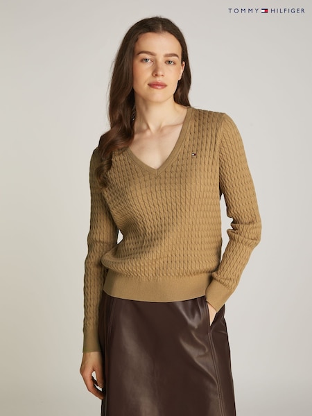 Tommy Hilfiger Natural Cotton Cable V-Neck Jumper (AW8571) | £120