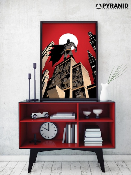 Pyramid International Black The Batman Villain Skyline Framed Maxi Poster (AY1161) | £30