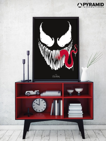 Pyramid International Black Venom Face Framed Maxi Poster (AY1170) | £30