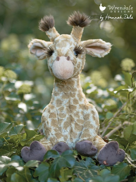 Wrendale Yellow Camilla Giraffe Plush (AY3175) | £38
