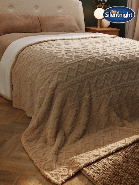 Silentnight Natural Snugsie Cable Knit 240 x 180cm Giant Blanket (AY4596) | £40