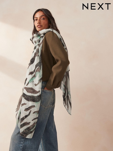 Green Foil Plissé Lightweight Scarf (B07766) | £14