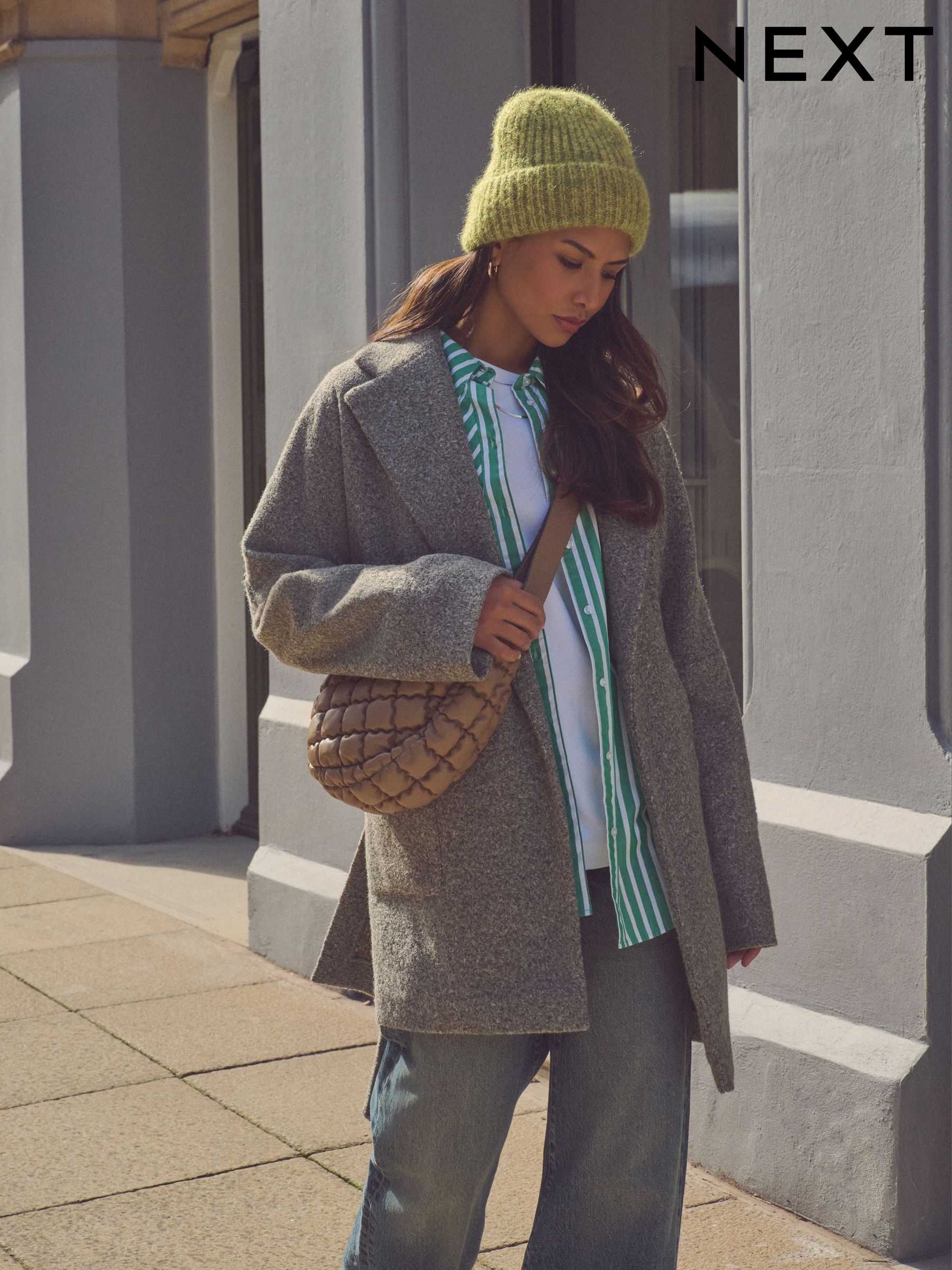Womens green bobble hat sales