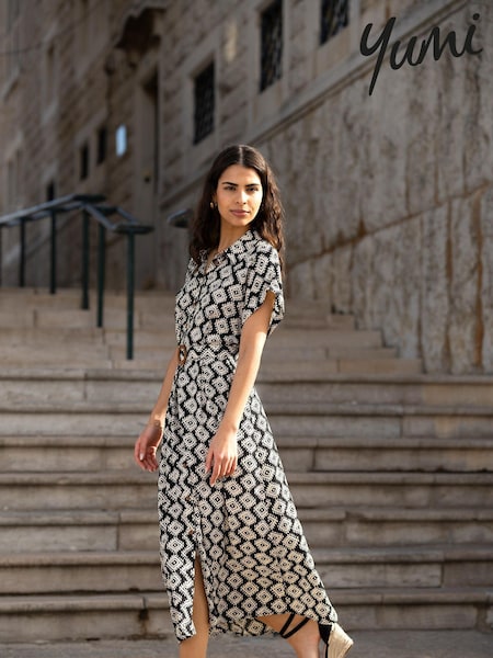 Yumi Black Viscose Midi Shirt Dress With Matching Belt (B85436) | £55
