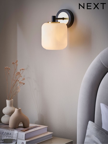 White/Black Ryker Wall Light - Also Suitable for Use in Bathrooms (C61052) | £38