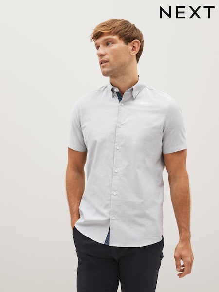 Light Grey Slim Fit Stretch Oxford Short Sleeve Shirt (D50115) | £10