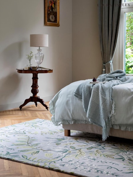 Laura Ashley Green Parterre Rug (D70913) | £585 - £1,165