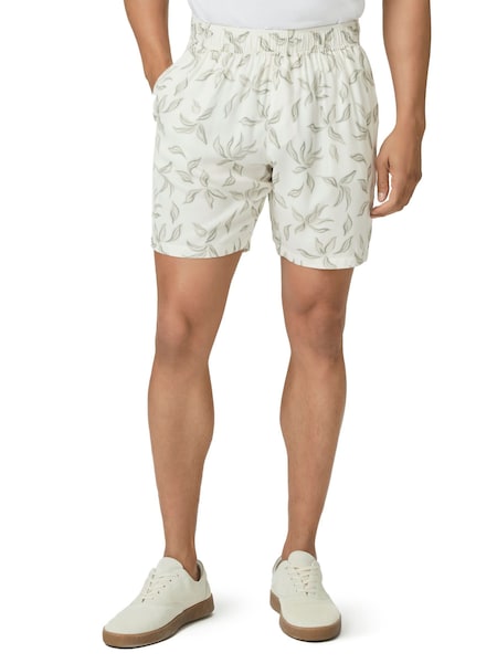 Paige Sandra White Shorts (E04773) | £40