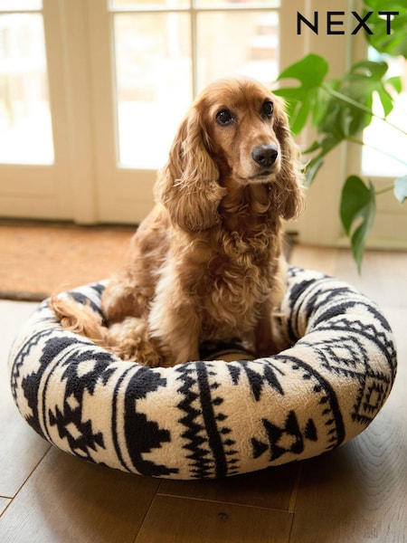Navy Borg Round Pet Bed (E12161) | £35