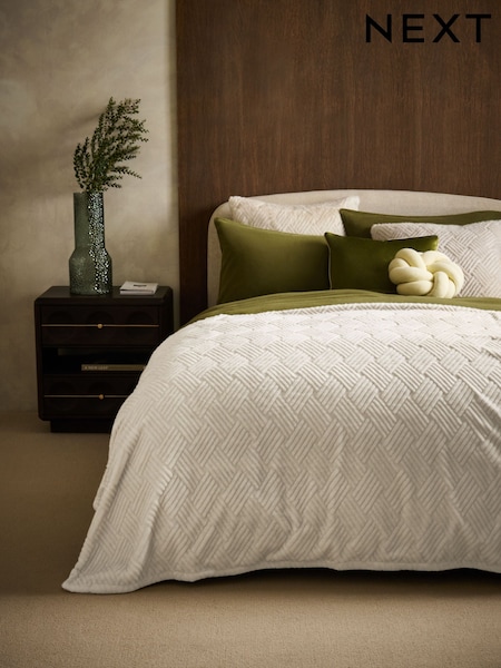 Ivory Basset Embossed Faux Fur Throw (E12604) | £40 - £50
