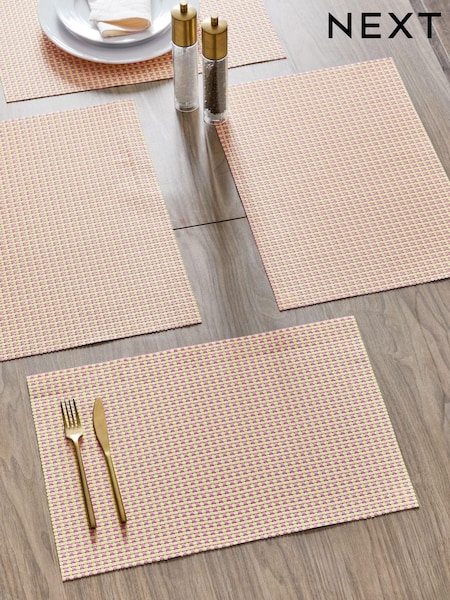 Set of 4 Yellow Wipe Clean Weave Placemats (E17913) | £10