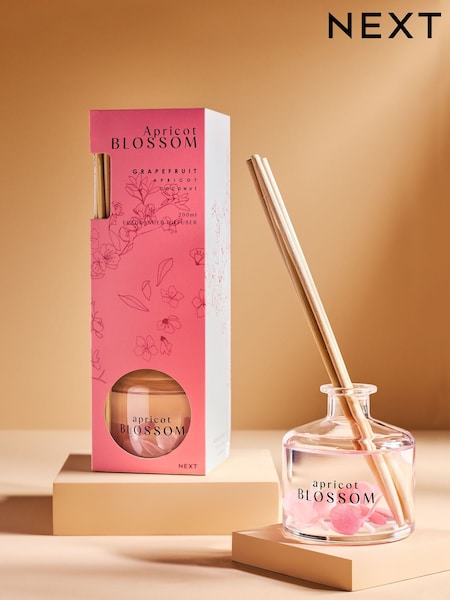 Apricot Blossom 200ml Diffuser (E18419) | £20