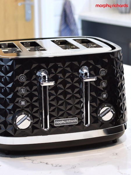 Morphy Richards Black Vector 4 Slice Toaster (E22996) | £63