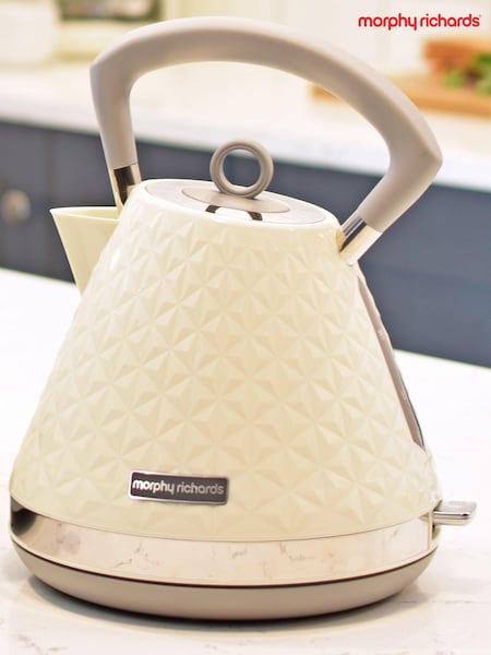 Morphy Richards Cream Vector Pyramid Kettle (E23000) | £53