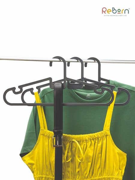 ReBorn Dark Grey Pack of 15 Recycled Coat Hangers (E25965) | £37