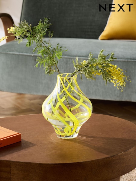 Yellow Swirl Glass Vase (E27733) | £25