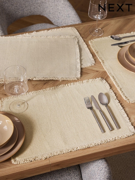 Set of 4 Natural Woven Fringe Edge 100% Cotton Fabric Placemats (E33361) | £24