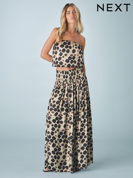 Gold Glossy Satin Printed Pleat Maxi Skirt (E33740) | £50