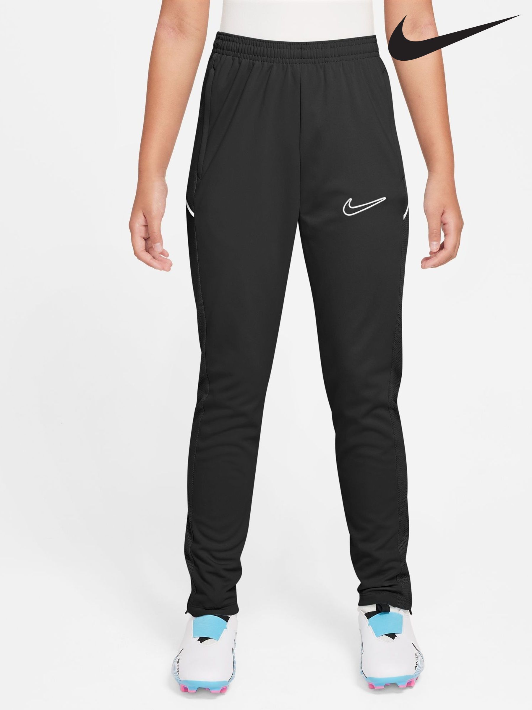 discount nike joggers