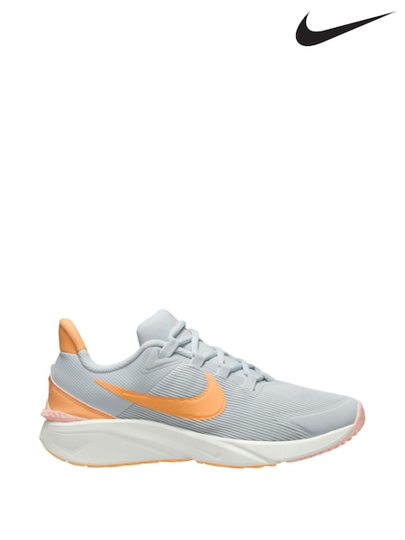 Nike Grey Orange Youth Star Runner 4 Trainers (E38469) | £43
