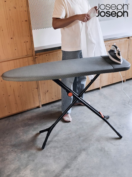 Joseph Joseph Glide 2 Easy-store Ironing Board