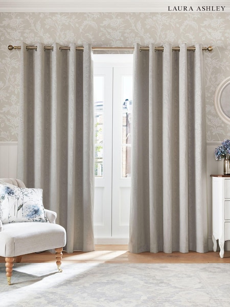 Laura Ashley Dove Grey Lloyd A4 Wallpaper Sample (E41697) | £1