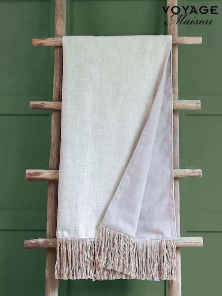 Voyage Maison Linen Jedburgh Woven Fringed Throw (E43837) | £155