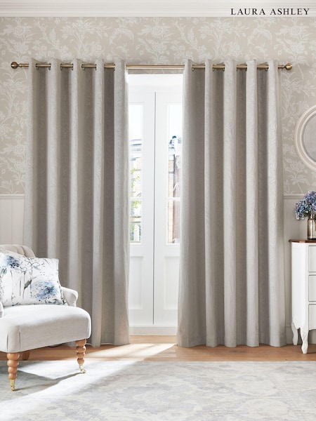 Laura Ashley Dove Grey Lloyd 10M Wallpaper (E44317) | £48