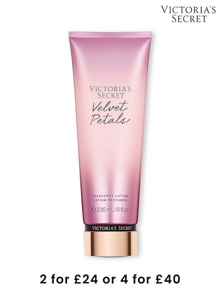 Victoria's Secret Velvet Petals Body Lotion 236ml (E45712) | £18