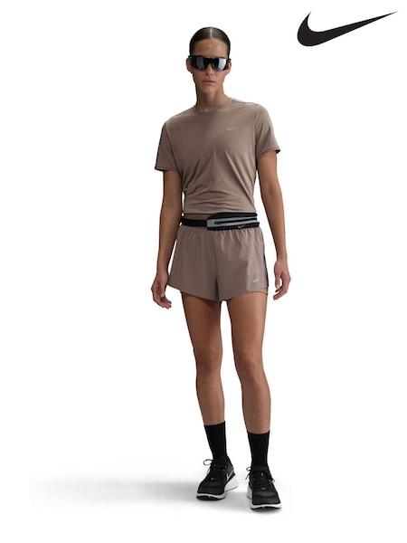 Nike Brown Swift Dri-FIT Short Sleeve Running Top (E46102) | £40