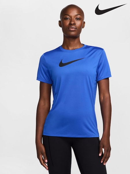 Nike Hyper Royal Blue Dri-FIT Graphic Swoosh Short Sleeve T-Shirt (E46748) | £28