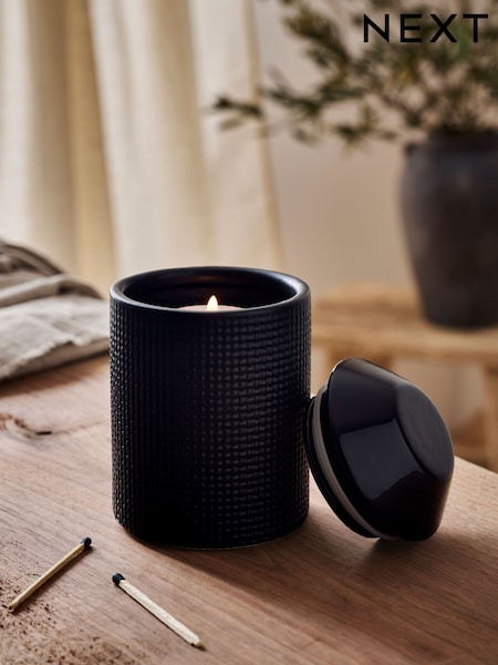Black Pomegranate and Black Lily Single Wick Scented Candle (E47091) | £14